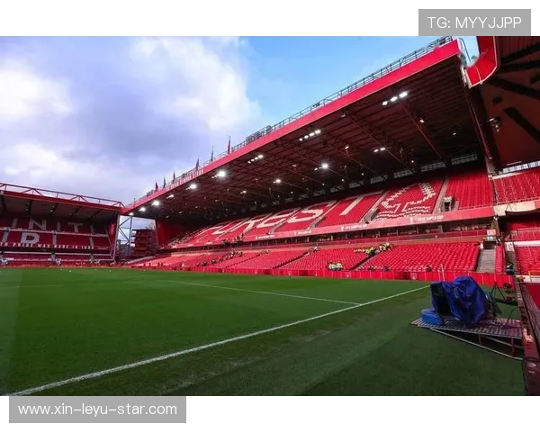 曼联复兴进程仍未完成，稳定性承压影响联赛竞争格局